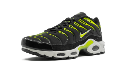 Air Max Plus "Black Volt" 852630 037