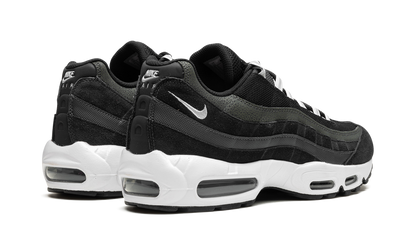 Air Max 95 "Black / Pure Platinum" DM0011 009