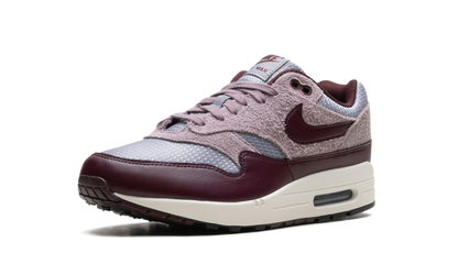 Air Max 1 ESS PRM "CEMENT GREY/BURGUNDY CRUSH" FQ7327 001